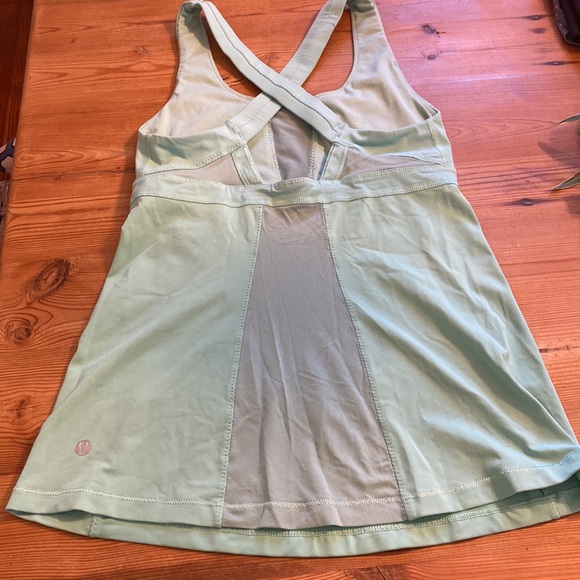 Lululemon Running/Yoga Top - Picture 2 of 3